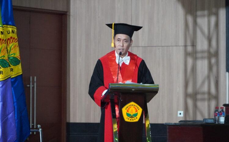  Universitas Jember Kukuhkan Ermanto Fahamsyah sebagai Guru Besar Bidang Hukum Ekonomi